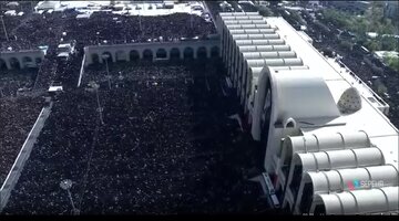 Video | Şəhid liderin meyit namazında iştirak edən insanların havadan çəkilmiş görüntüsü