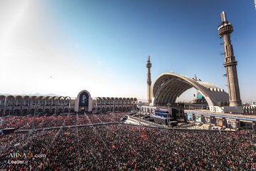 تقریر مصور/ مراسم إقامة الصلاة على جثمان إمام الأمة الشهيد الخامنئي