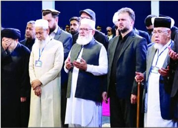 لياقت بلوش: آية الله خامنئي كان زعيماً للعالم الإسلامي وحركات المقاومة