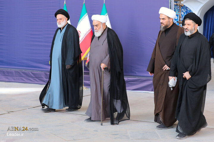 اقامه نماز بر پیکر رهبر شهید انقلاب در مصلای تهران