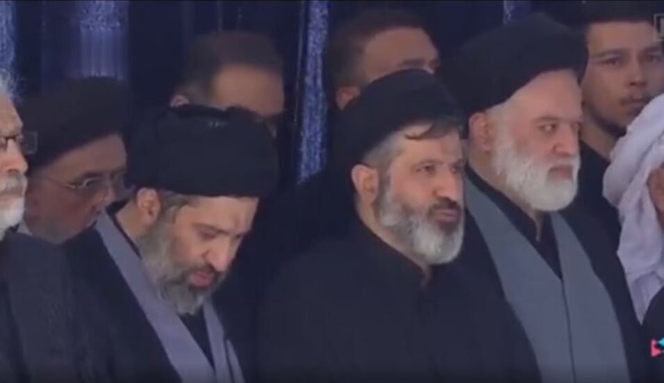Video: Children of martyred leader of Islamic Revolution present at Tehran Mosalla
