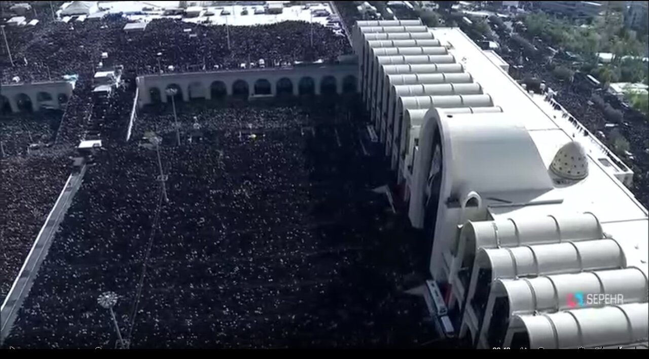 Video | Şəhid liderin meyit namazında iştirak edən insanların havadan çəkilmiş görüntüsü