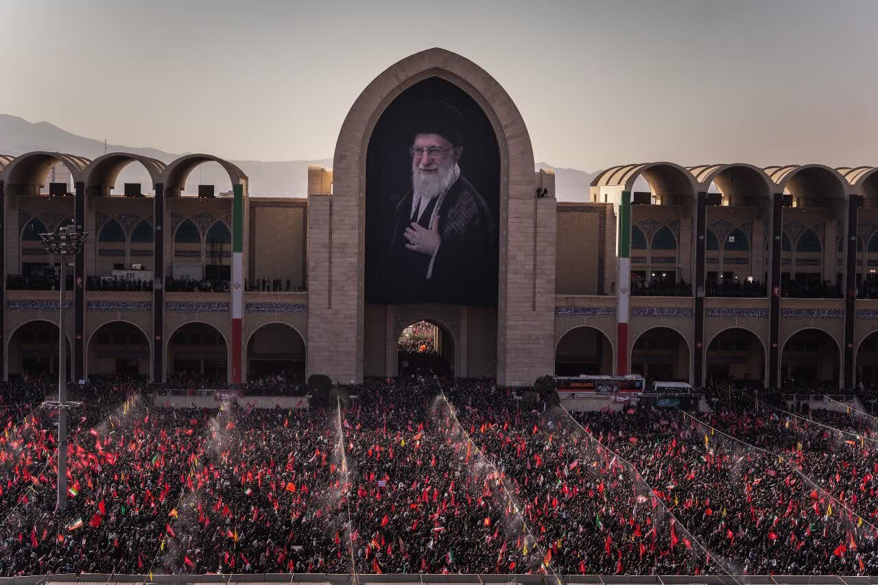 نگاهی به تشییع جنازه رهبر شهید؛ آثار و برکات معنوی تشییع عالمان دینی از منظر اهل سنت