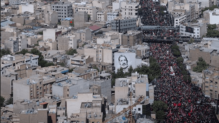 10 کلومیٹر طویل سڑک، سراسر سوگ، سراسر انتقام کا مطالبہ، فنانشل ٹائمز + ویڈیو
