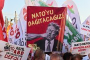 Meşa protestoyê li Stenbolê;“Tirkiye divê di zûtirîn dem de ji NATO derkeve / Bingehên NATO li Tirkiyê bên girtin” + vîdyo û wêneyan