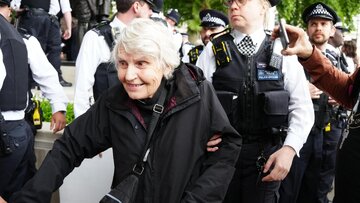 London Police Arrest 84-Year-Old Priest at Palestine Action Rally