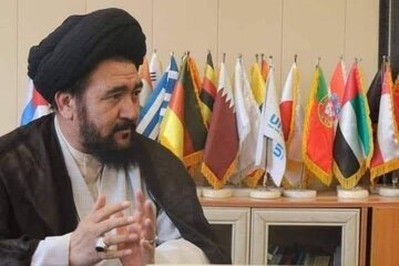 بیش از ۵۰ موکب مهاجرین افغانستانی قم از تشییع‌کنندگان رهبر شهید پذیرایی می‌کند