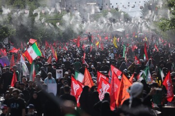 تشییع پیکر مطهر رهبر شهید انقلاب در تهران - ۲