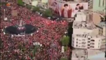 Vídeo: Al Mayadeen: Imagens Aéreas Mostram Milhões de Pessoas Tomando as Ruas de Teerã para o Funeral do Líder Mártir