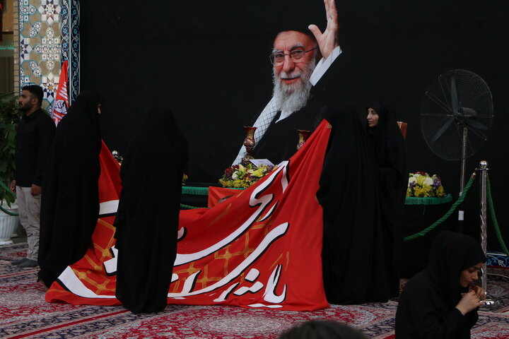 Photos: Inscriptions "Yā Lithārāt al-Hussain (a.s.)" and "Yā Lithārāt al-Khamenei" on Epigraphs of Hazrat Masoumeh Shrine