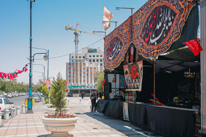 Photos: Preparation of Mawkibs by Astan Quds Razavi on Eve of Funeral Procession of Martyred Leader