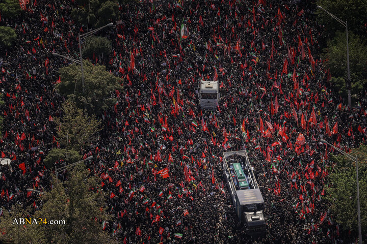 تشییع پیکر مطهر رهبر شهید انقلاب در تهران