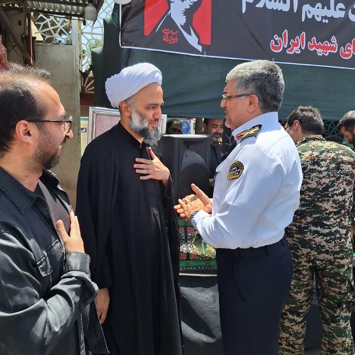 گزارش تصویری/ خدمت رسانی موکب دانشگاه بین‌المللی اهل‌بیت(ع) در مراسم تشییع پیکر رهبر شهید