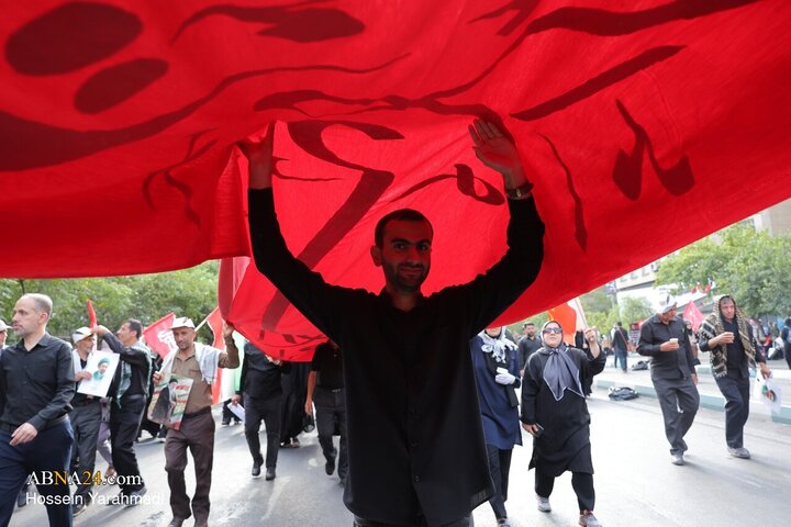 تشییع پیکر مطهر رهبر شهید انقلاب در تهران