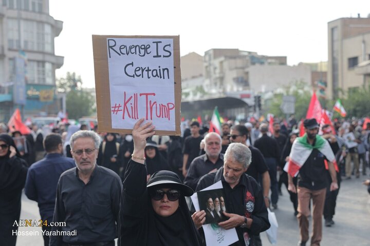 تشییع پیکر مطهر رهبر شهید انقلاب در تهران