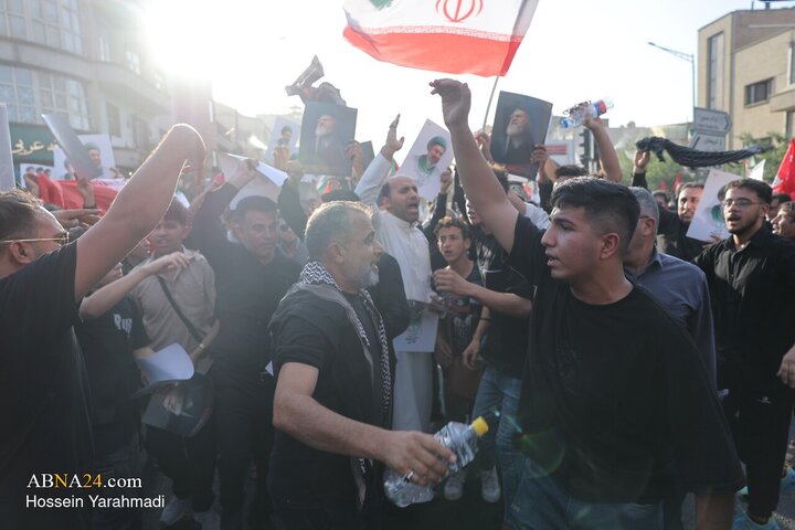 تشییع پیکر مطهر رهبر شهید انقلاب در تهران