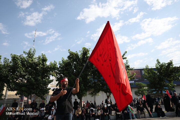 تشییع پیکر مطهر رهبر شهید انقلاب در تهران