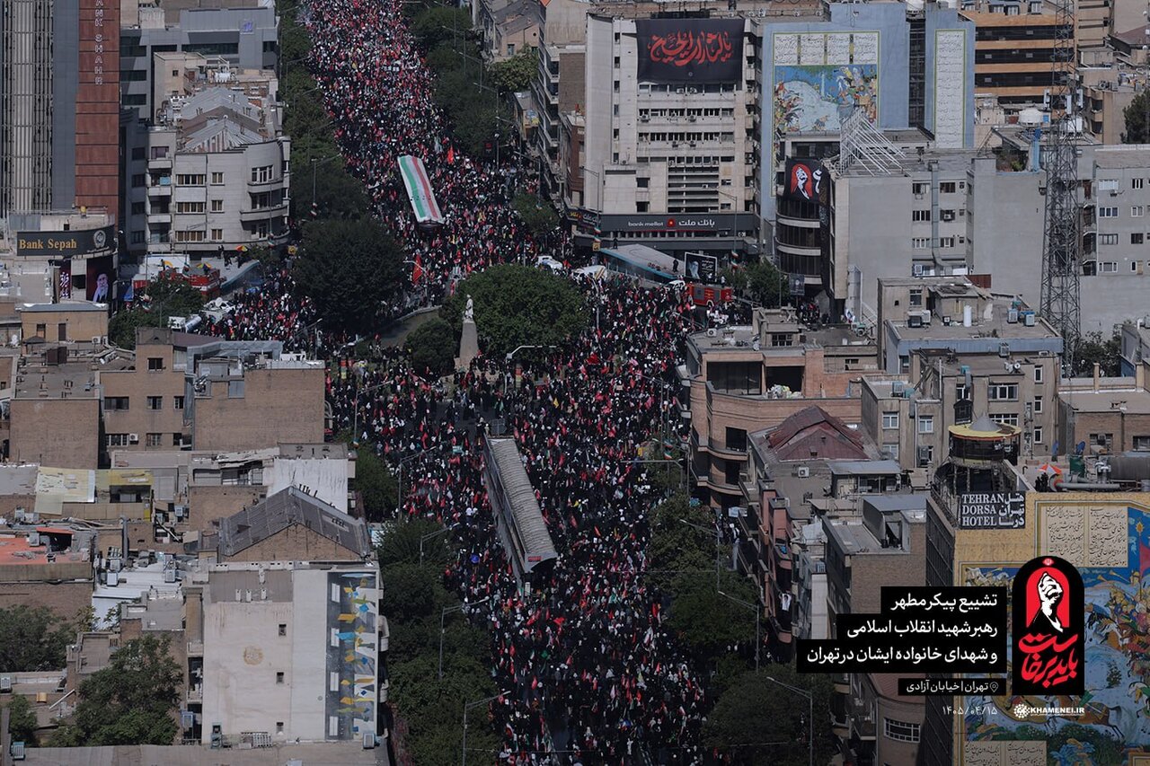 FOTO / VİDEO : Anbean Takip: İran’da Milyonların Katıldığı Tarihî Cenaze Merasimi Dünya Gündeminde