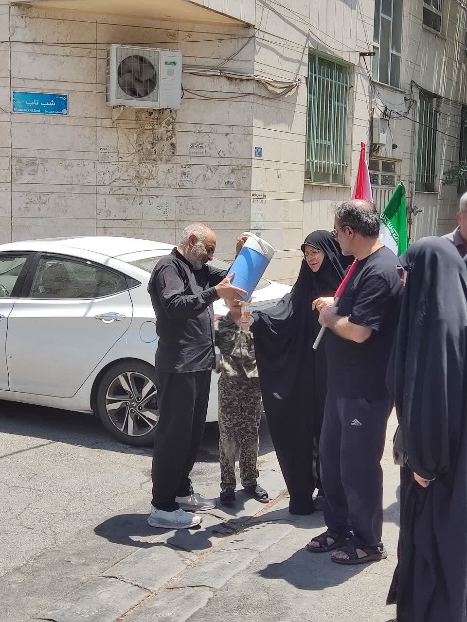 Video / Poto : Kapılar Matem Yürüyüşüne Açıldı: ABNA’dan Şehit Lidere Halk Sevgisini Gösteren Özel Kareler