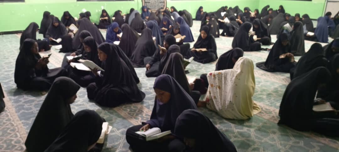 Hawza ya Hazrat Zainab (as) Kigamboni Yaandaa Khatmu ya Qur'an Tukufu kwa Ajili ya Shahidi Sayyid Ali Khamenei na Mashahidi wote wa Vita vya Ramadhan