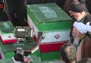 اقامة الصلاة على الجثمان الطاهر للامام الخامنئي (رض) في مسجد جمكران المقدس 