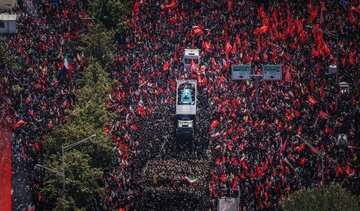 تشییع میلیونی رهبر شهید انقلاب؛ همه‌پرسی که روایت های دروغ آمریکا را رسوا کرد