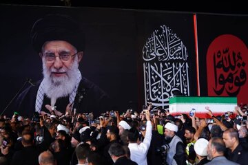 گزارش زنده از آیین استقبال از پیکر رهبر شهید در نجف اشرف + ویدیو و تصاویر