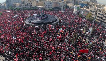 ویدیو | حیرت مجری CNN از  سیل جمعیت: این یکی از بزرگترین تشییع‌های تاریخ است!