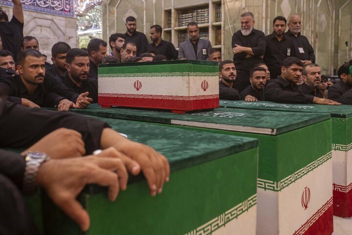 تقرير مصور/ مراسم تشييع جثامين الإمام الخامنئي (رض) وعائلته في العتبة العباسية المقدسة