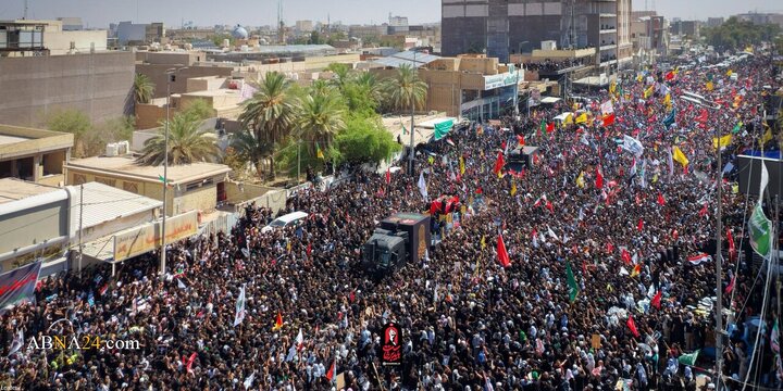 تشییع پیکر مطهر رهبر شهید انقلاب در نجف اشرف