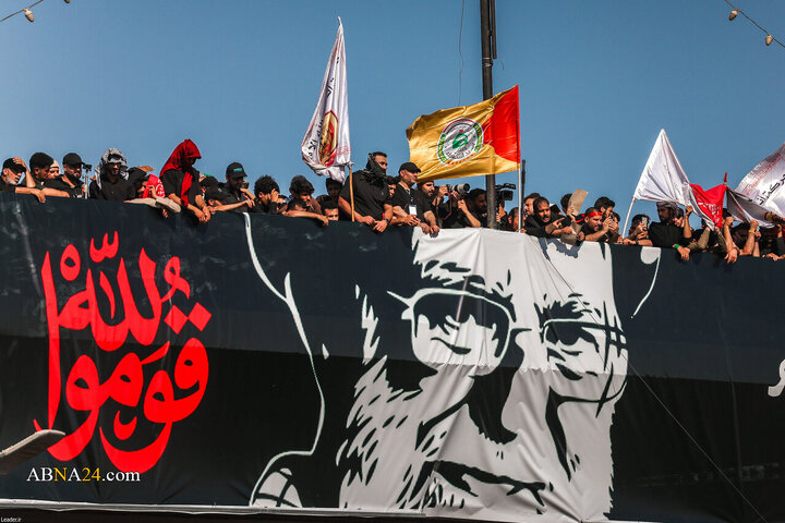 تشییع پیکر مطهر رهبر شهید انقلاب در نجف اشرف
