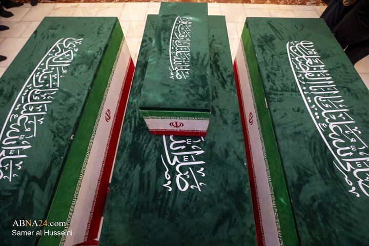 س
