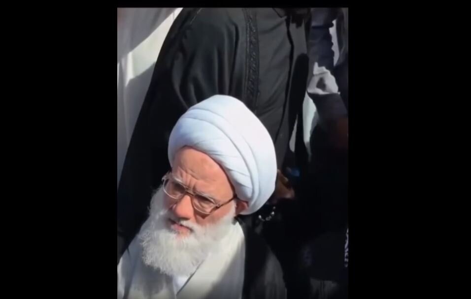 Video: Senior Iraqi Shia Cleric 'Ayatollah Ya‘qubi' Attends Million‑Strong Funeral of Imam Khamenei in Najaf