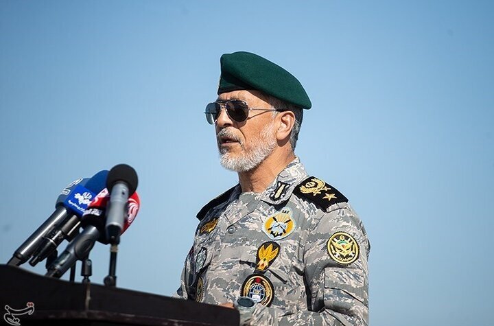 Admirali Sayyari: Iran Ina Uwezo Kamili wa Kulinda Mipaka Yake ya Nchi Kavu na Bahari