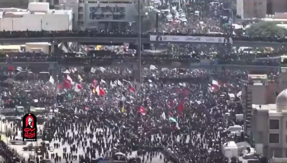 Video: Martyr Leader’s Funeral Vehicle Arrives at Thawrat al‑Ashreen Square of Najaf