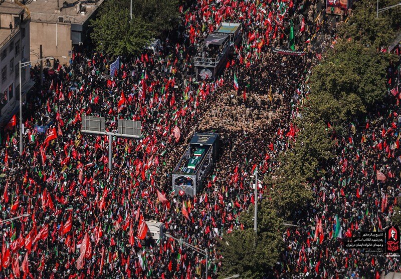 ایرانی عوام نے مزاحمت کے دشمنوں کو دوٹوک پیغام دے دیا
