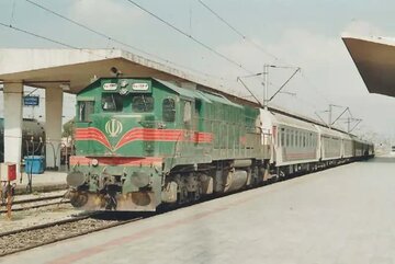 An Dakatar Da Zirga-Zirgar Jiragen Kasa A Kan Hanyar Tehran-Mashhad