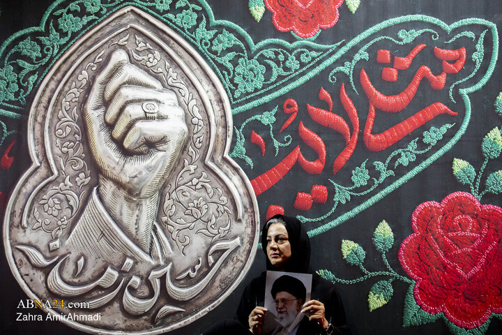 چشم انتظاری در میان سیل اشک