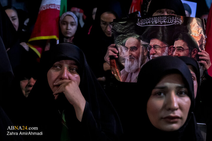 چشم انتظاری در میان سیل اشک