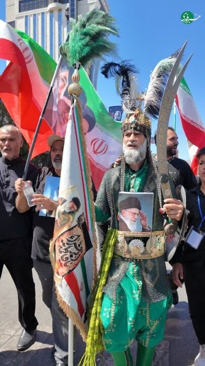 تقرير مصور/ الشعب الإيراني ينتظر للمشاركة في تشييع جثمان السيد الولي الشهيد"الخامنئي" بمدينة مشهد