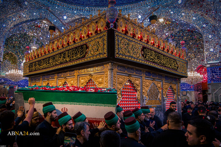 تشییع پیکر مطهر رهبر شهید انقلاب در کربلای معلی