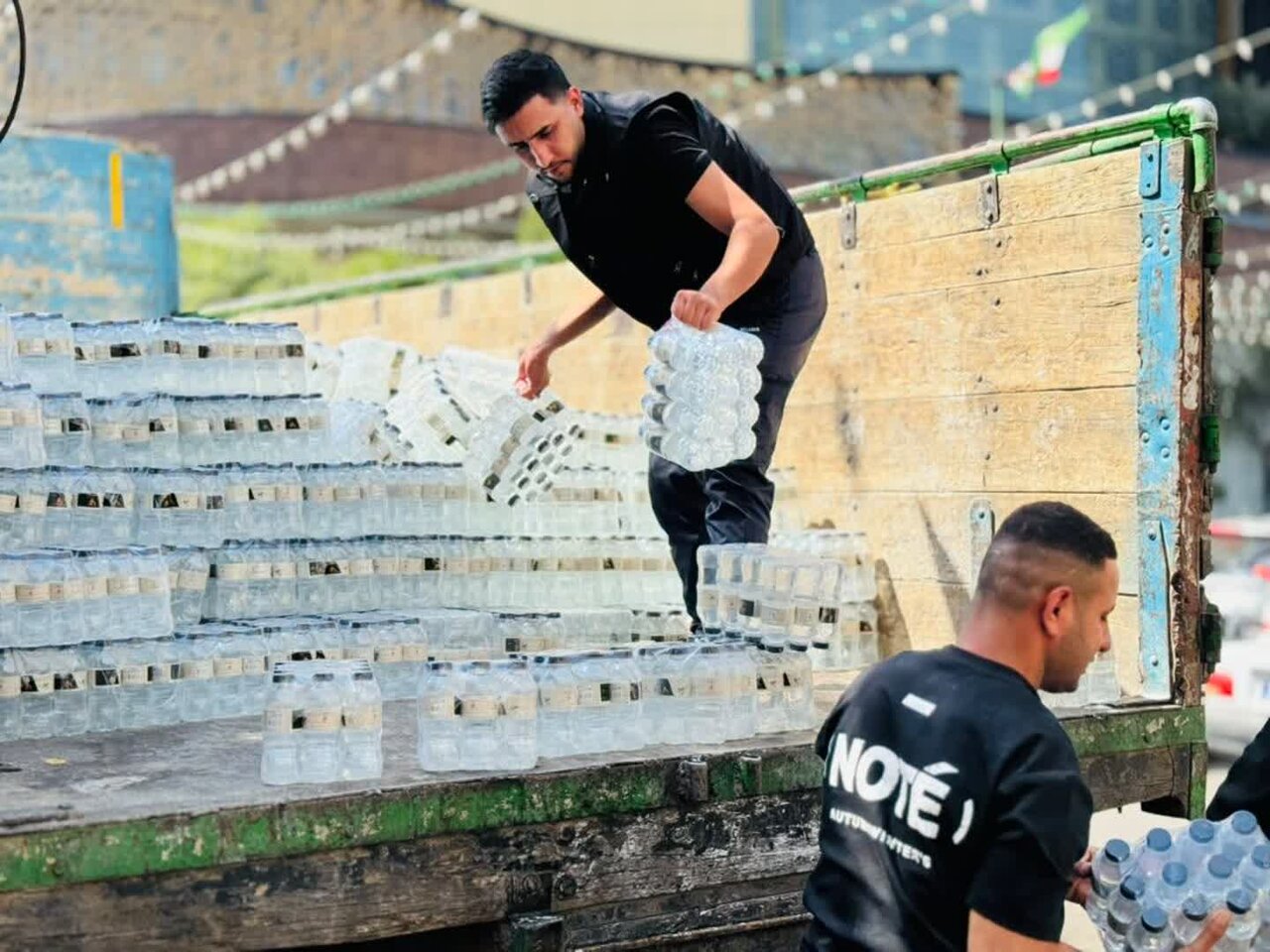 موکب کتائب سیدالشهدا در مشهد میزبان زائران تشییع رهبر شهید شد