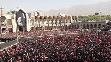 Ang Embahador ng Yemen sa Tehran: Ang Milyun-milyong Paglilibing sa Martir na Lider ay Simbolo ng Lakas ng Iran