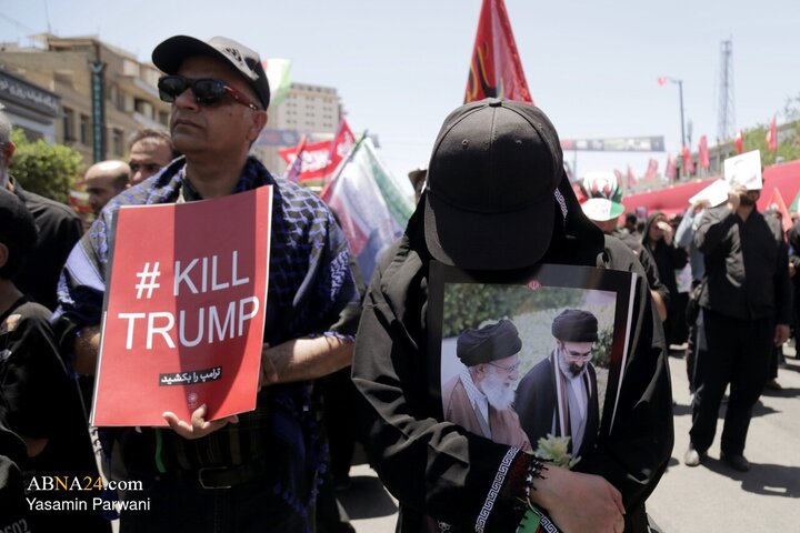 تقرير مصور/ أجواء الحزن والفراق تخيم على المشيعين في تشييع الإمام الشهيد الخامنئي بمشهد
