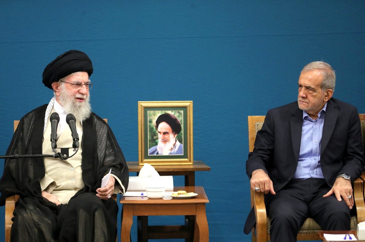 Rais Pezeshkian Aishukuru Iraq kwa Kuandaa Mazishi ya Kiongozi wa Mapinduzi ya Kiislamu Sayyid Ali Khamenei (ra)