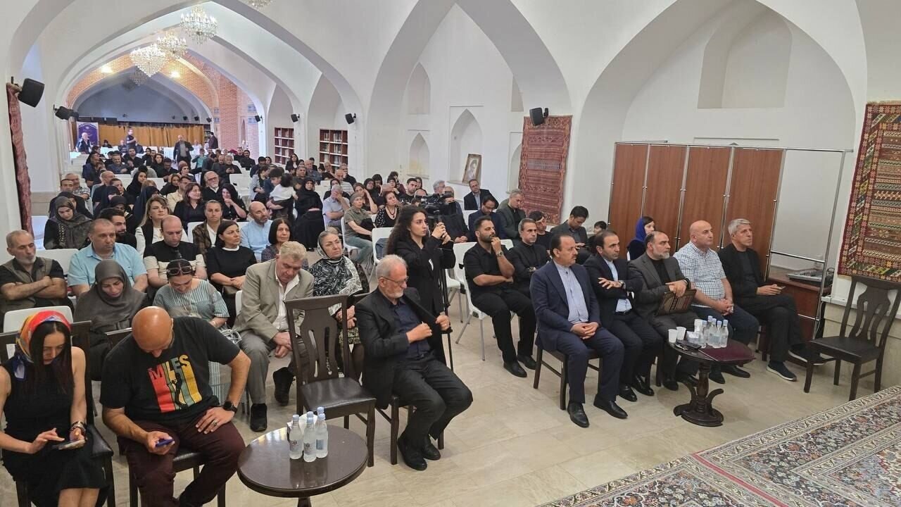 Ermənistandakı Göy məsciddə şəhid Rəhbərin anım mərasimi keçirilib