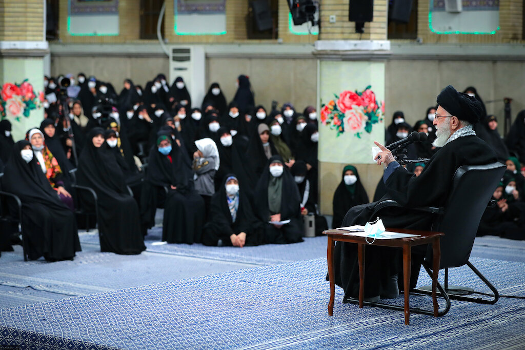 Video: Women with inadequate hijab should not be accused of being irreligious & against Revolution