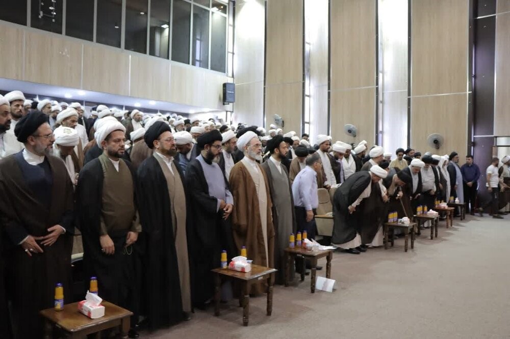 مراسم بزرگداشت آیت‌­الله سیّد کاظم حائری در نجف اشرف برگزار شد
