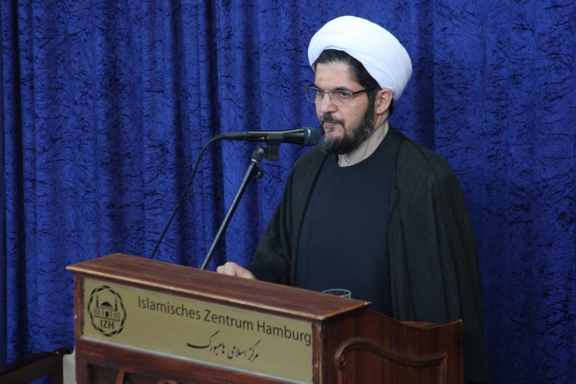 ویدیو | در شب قدر، مقدّرات یک‌ساله انسان بر حجت خدا عرضه می‌گردد