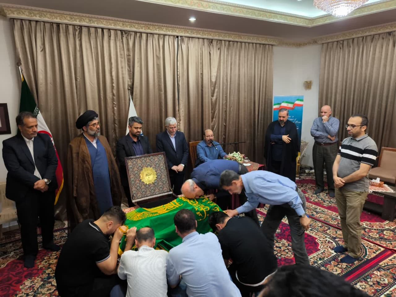 مراسم استقبال از پرچم آستان قدس رضوی با حضور ایرانیان مقیم مالزی 